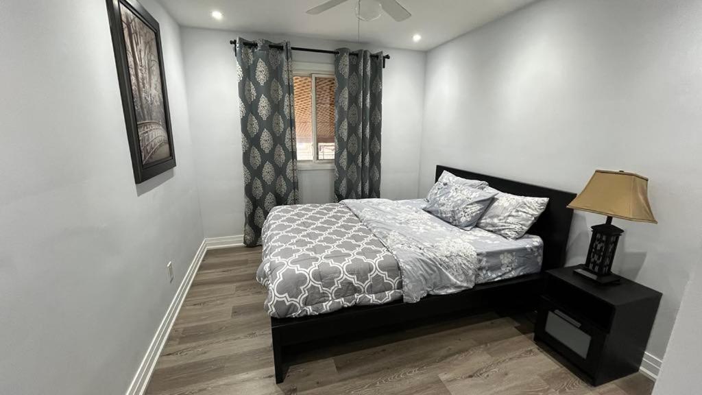 Spectacular 3 Bedroom 2 Wr House - Close To Airport Toronto Eksteriør bilde